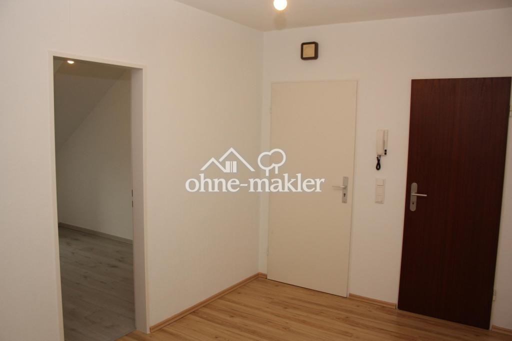 Frisch renovierte 3-Zimmerwohnung mit Balkon - im schönen RE Hillen - Photo 1