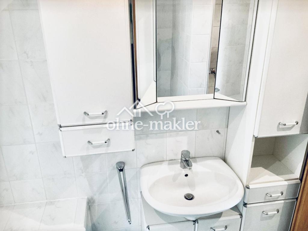 Große 3-Zimmerwohnung mit traumhaftem Ausblick in Alfelder Bestlage - Photo 4