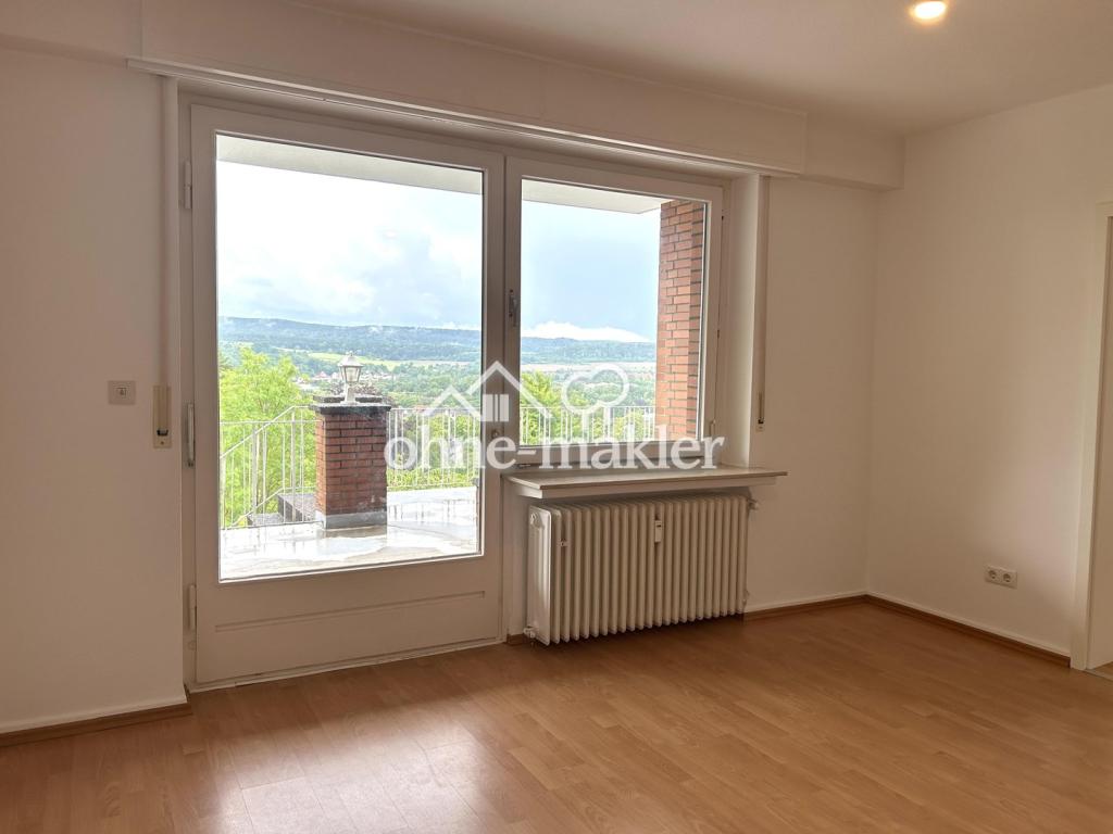 Wieder verfügbar: Große 3-Zimmerwohnung mit traumhaftem Ausblick in Alfelder Bestlage - Photo 4
