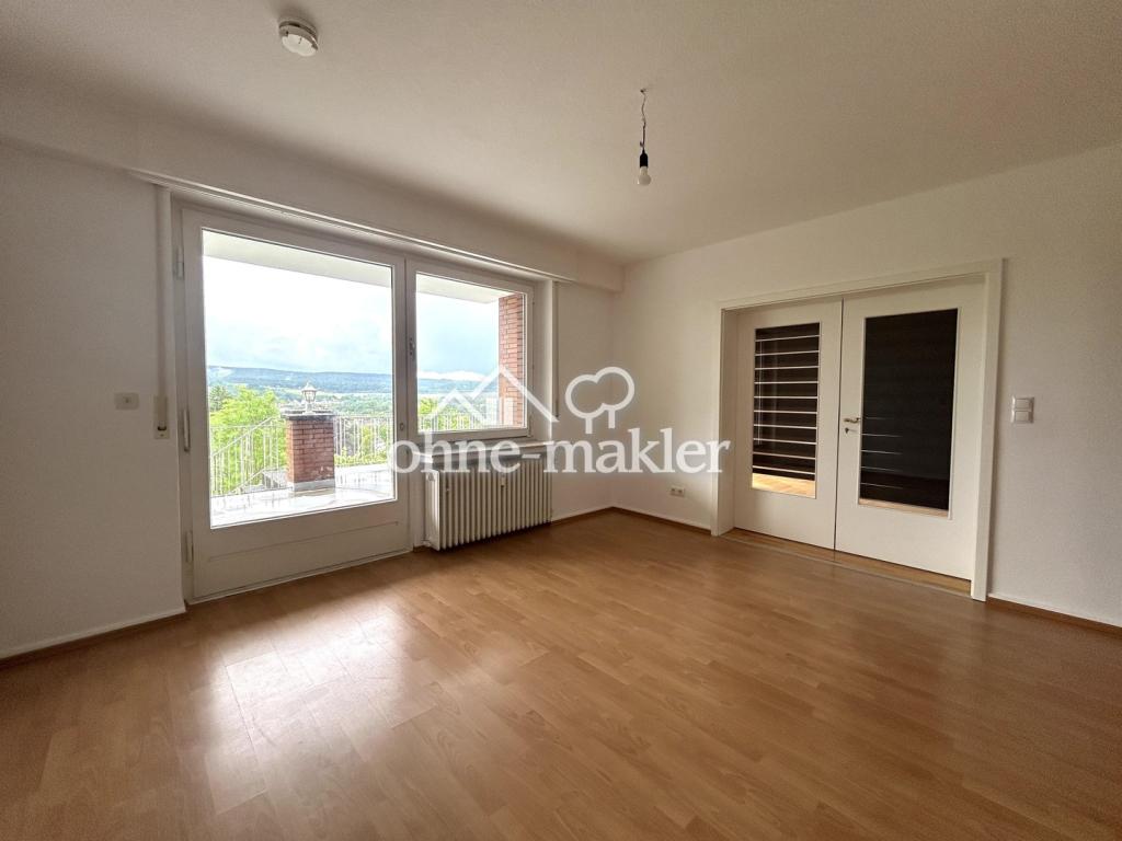 Wieder verfügbar: Große 3-Zimmerwohnung mit traumhaftem Ausblick in Alfelder Bestlage - Photo 2