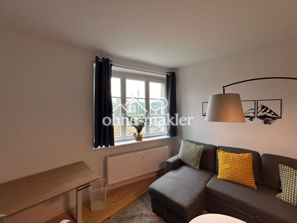 Exkl. möbl. Altbau-ETW | EBK | Balkon | nur bei vorübergehendem Wohnbedarf - Photo 2
