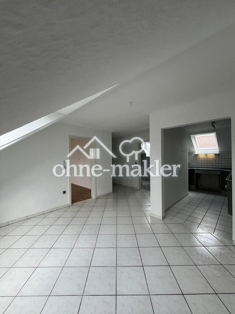 2,5 - Zimmer Dachgeschosswohnung - Photo 1