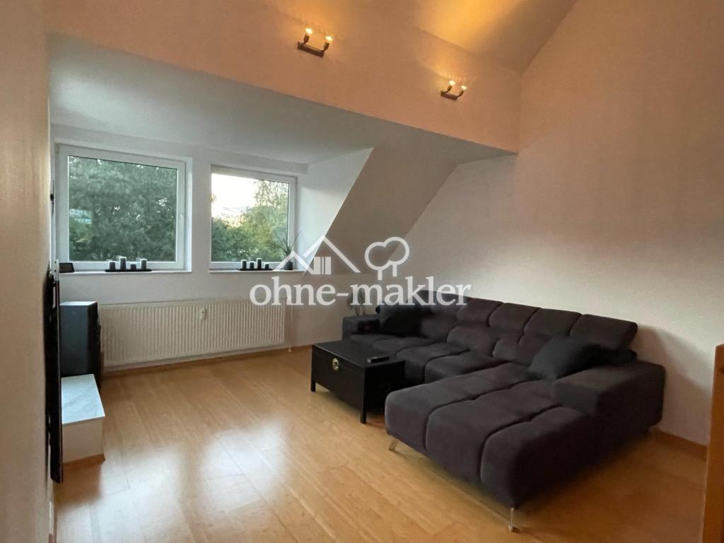 Helle voll möblierte Maisonette-Wohnung auf 2 Ebenen in ruhiger Lage in Hamburg-Eidelstedt - Photo 2