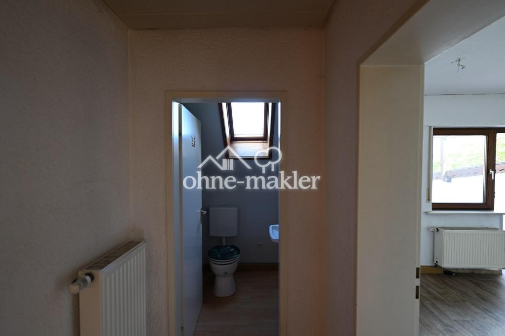 W2, Toilette