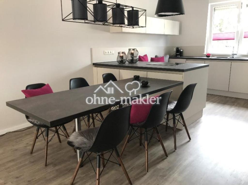 Offene Küche mit Essbereich