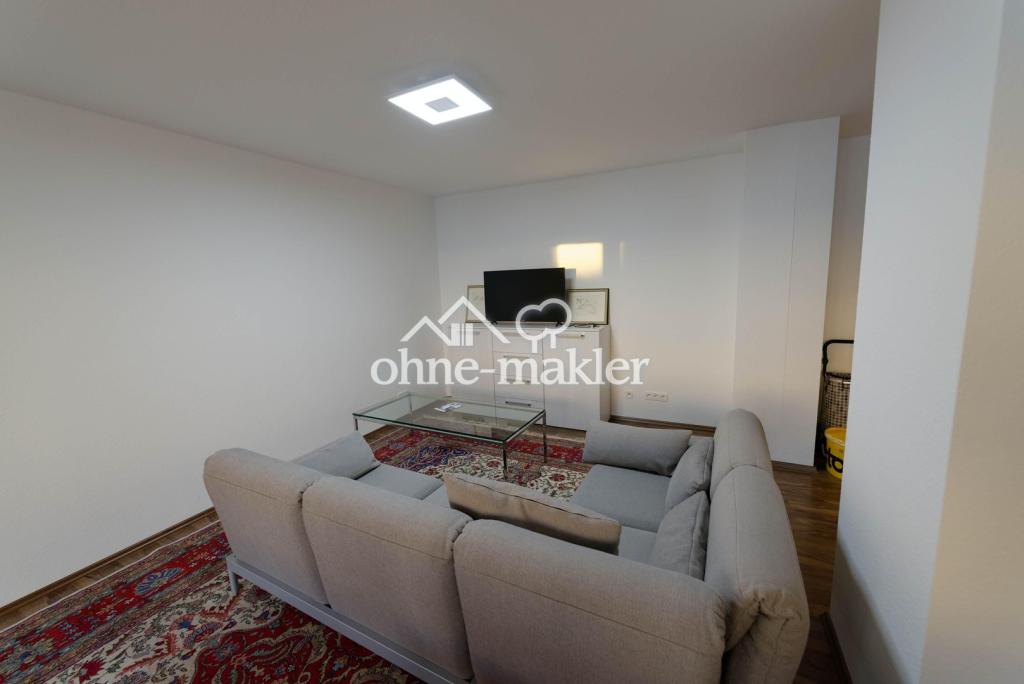 Wohnzimmer mit Sofa