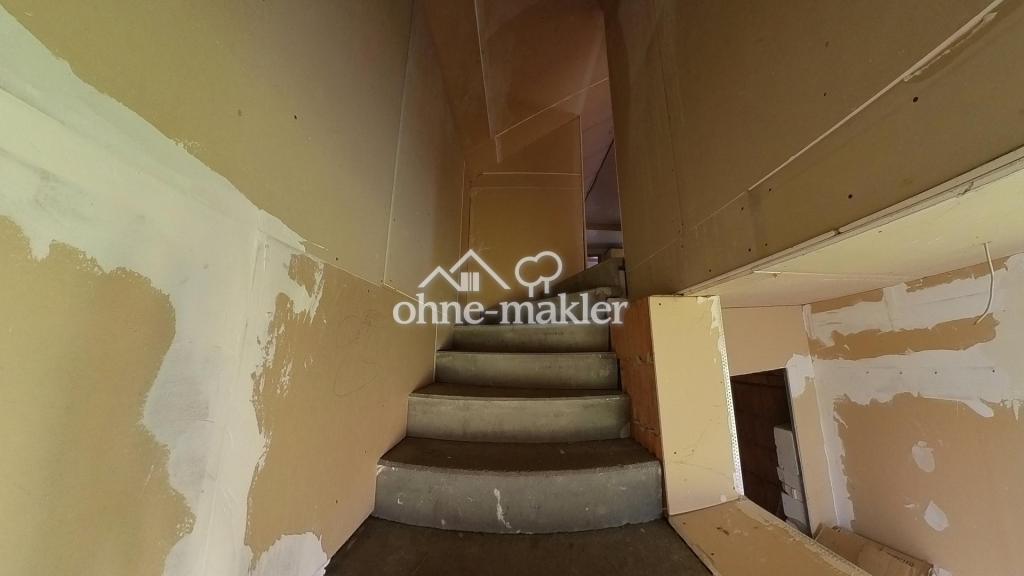 Treppe DG