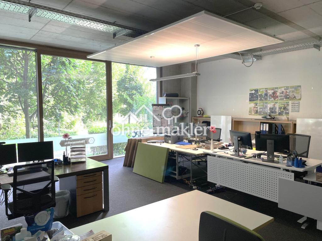 Büro EG