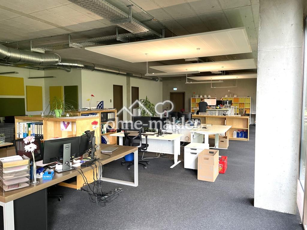 Büro EG