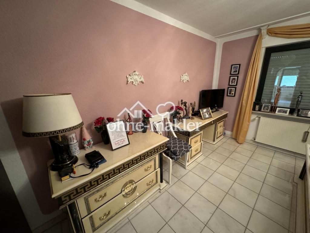 Schlafzimmer EG