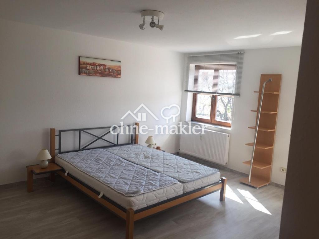 Schlafzimmer Blick zum Fenster