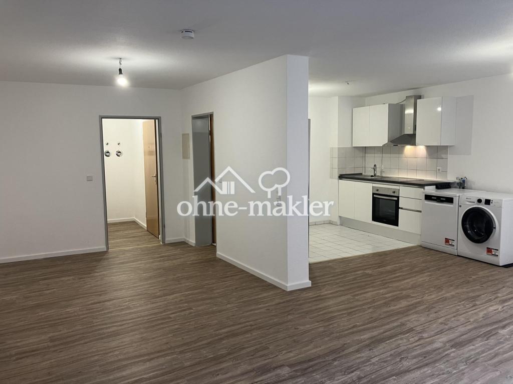 Neu sanierte und zentral gelegene 1.5-Zimmer Wohnung, mit Balkon, EBK und TG Stellplatz - Photo 3