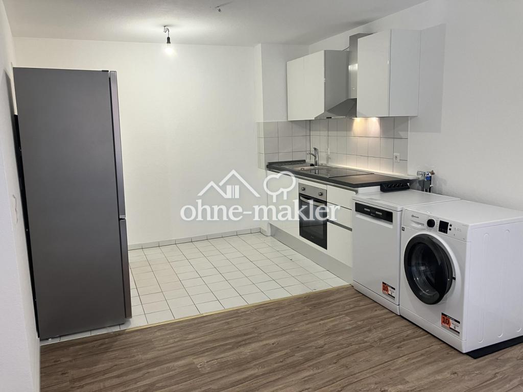 Neu sanierte und zentral gelegene 1.5-Zimmer Wohnung, mit Balkon, EBK und TG Stellplatz - Photo 4