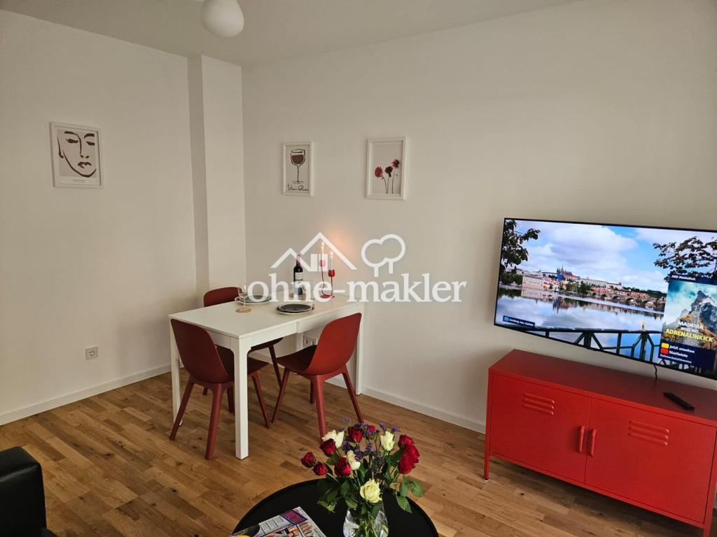 Neu renoviertes, komfortables Apartment mit Balkon in unmittelbarer Nähe zur Messe Frankfurt - Photo 3