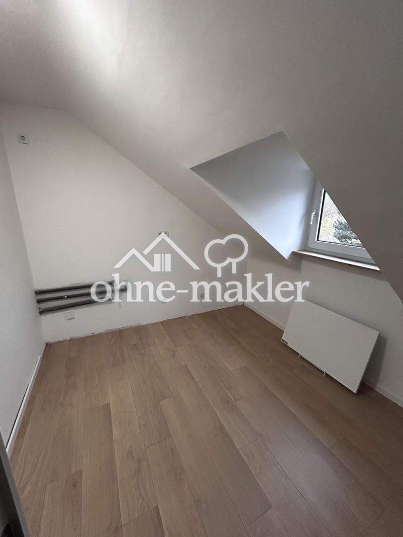 Modernisierte Dachgeschosswohnung mit Charme – 2 Zimmer in Mönchengladbach-Rheydt - Foto 3