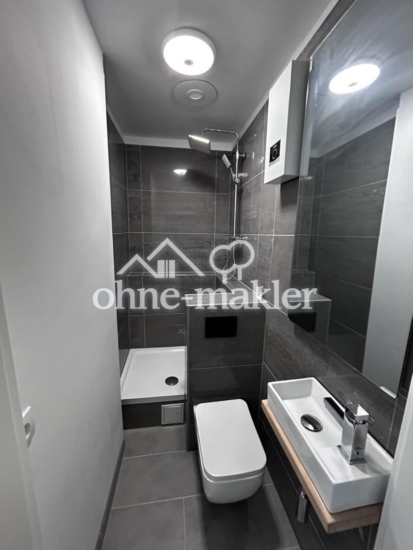 Modernisierte Dachgeschosswohnung mit Charme – 2 Zimmer in Mönchengladbach-Rheydt - Foto 1