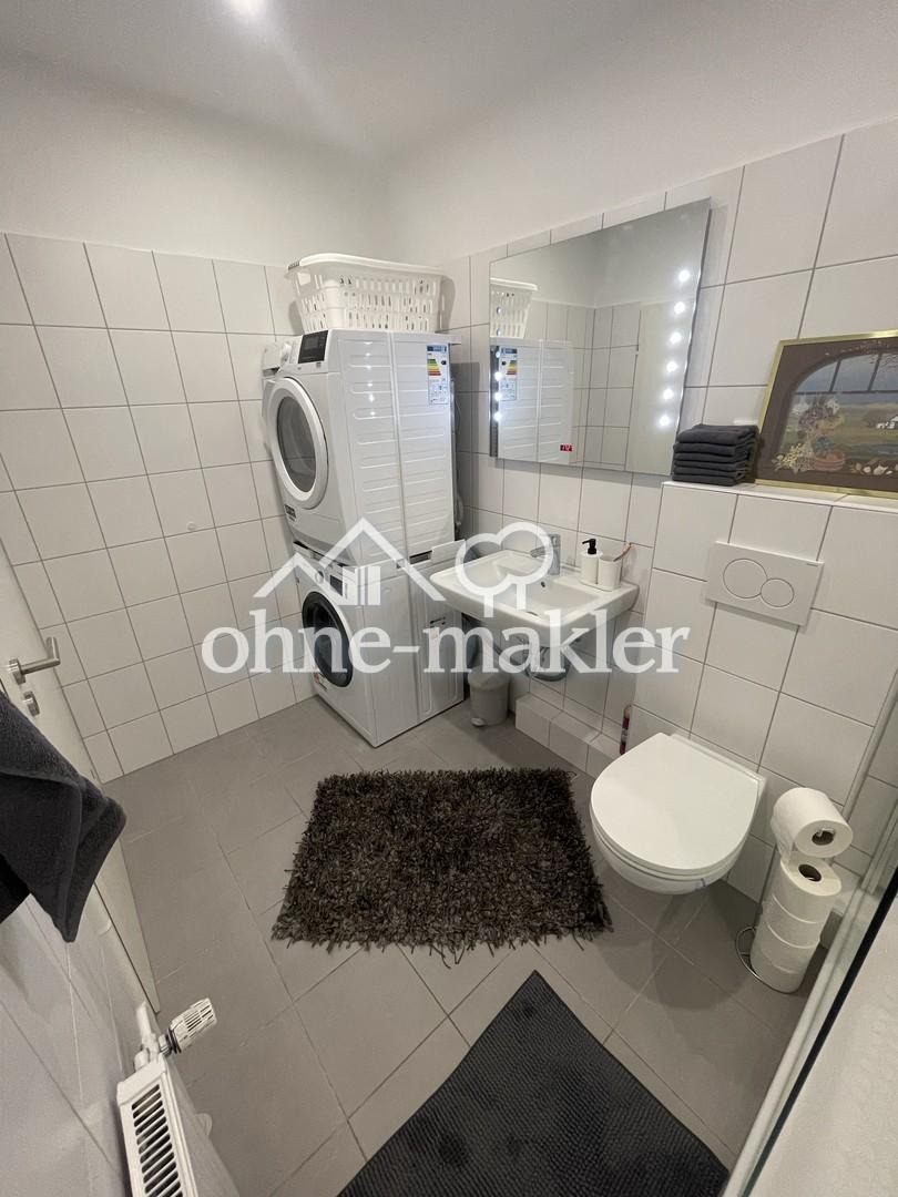 Bad mit Waschmaschine,Trockner