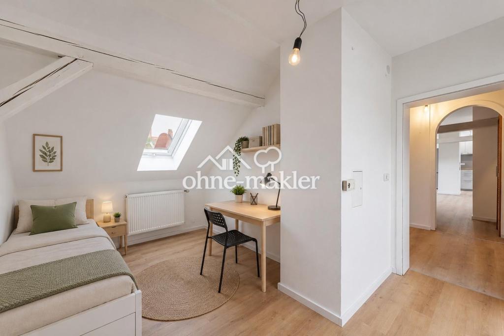 Wunderschöne 3 Zi Dachgeschoss Wohnung mit Balkon und Küche - Photo 5