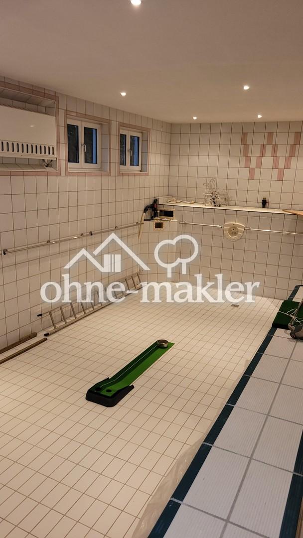 Becken ca. 42 qm UG
