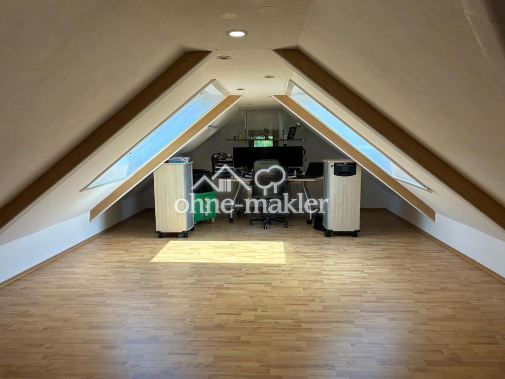 Büro 1. OG