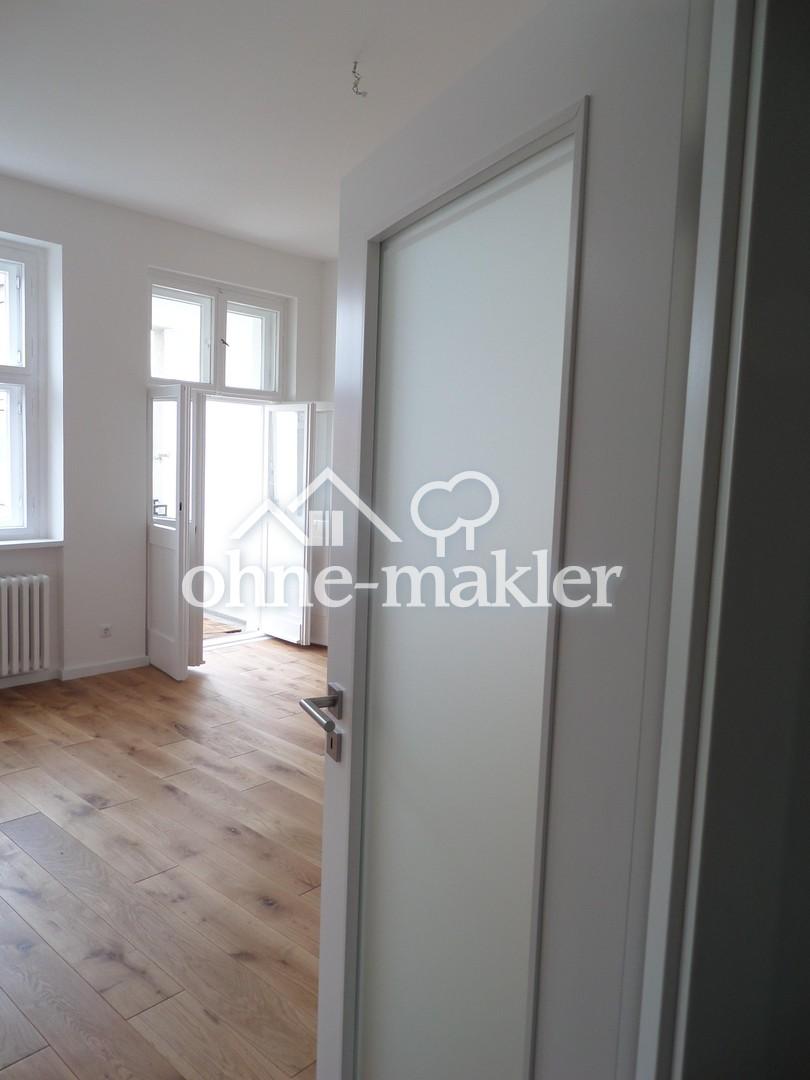 Blick ins Wohnzimmer