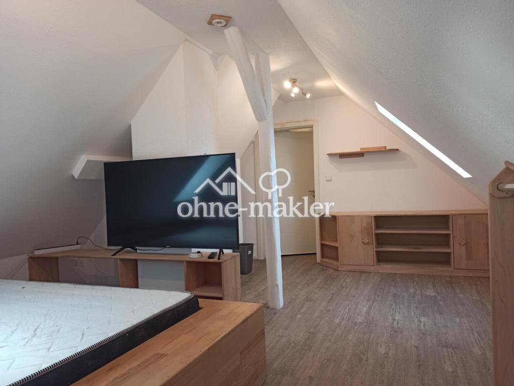 Ein möbliertes Zimmer in einer Wohngemeinschaft (WG) - Photo 2