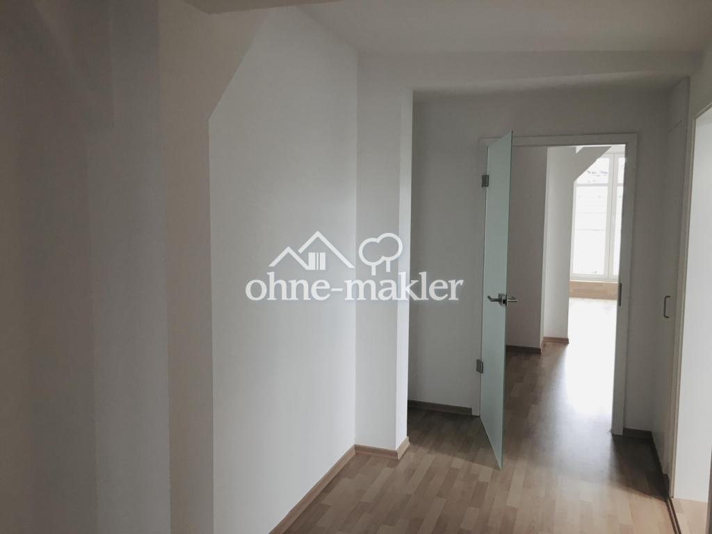 Großer Flur vor Schlafzimmern