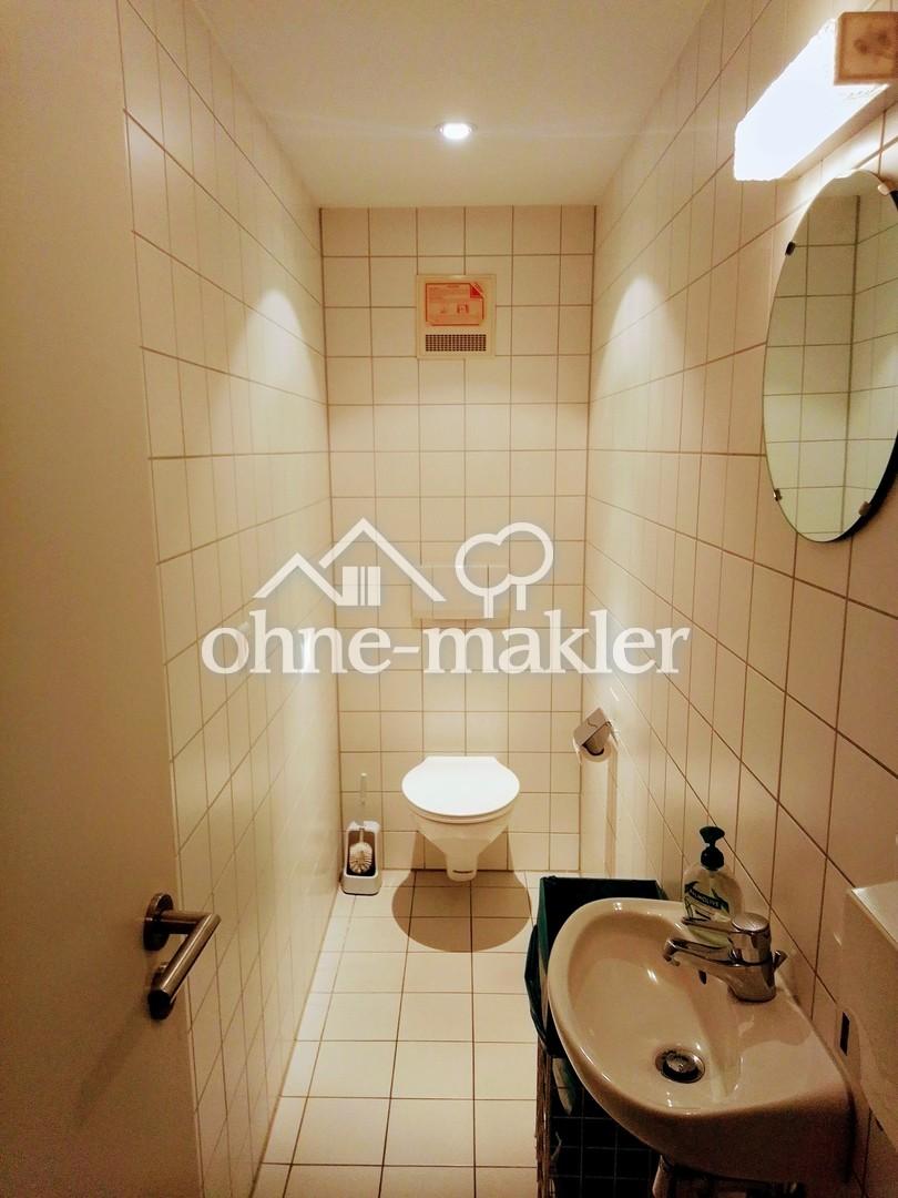 2 WC `s