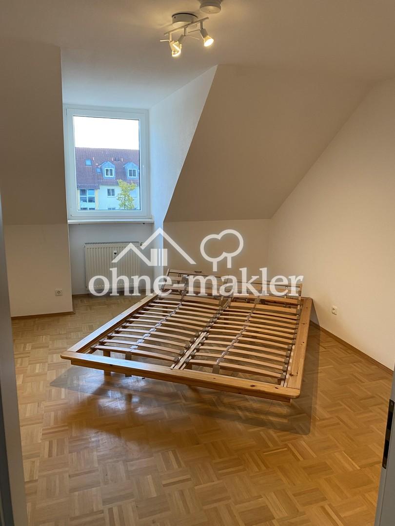 Helle 3 Zi DG WHG mit Südbalkon und EBK - Teil Möbliert - Photo 5