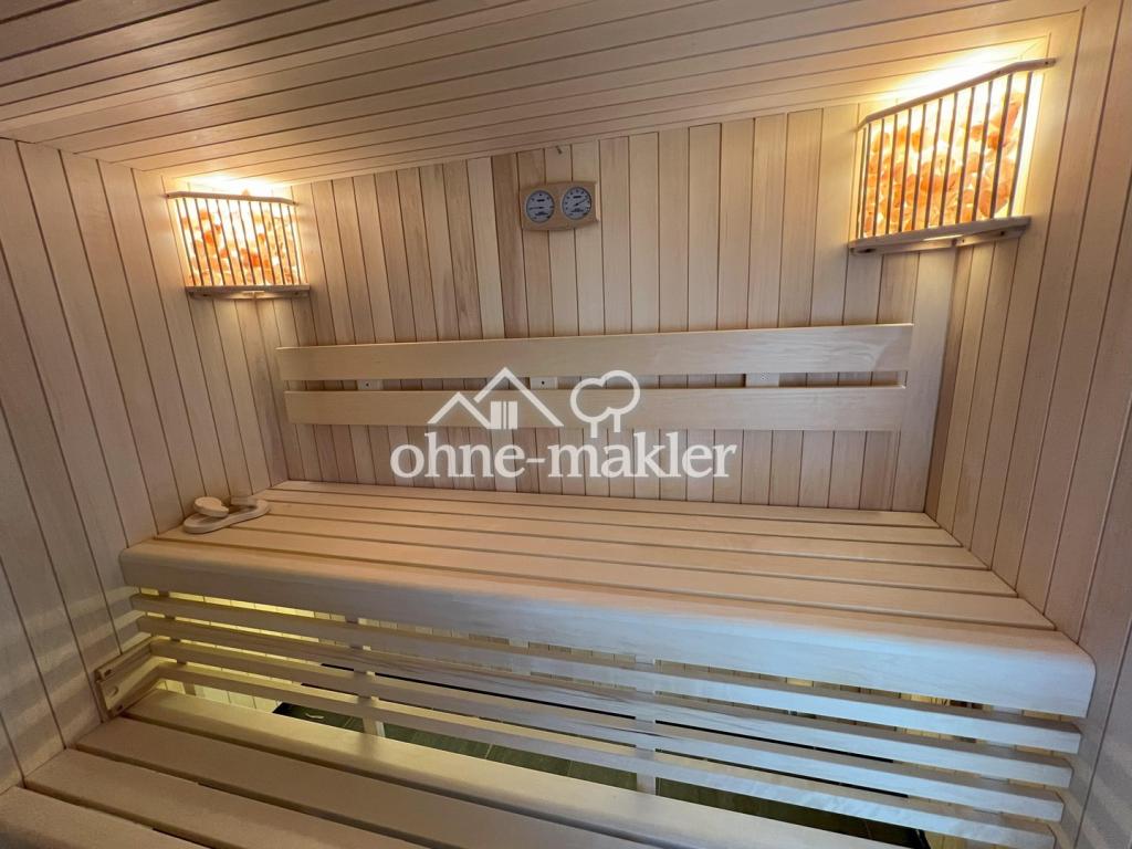 Sauna mit Beleuchtung