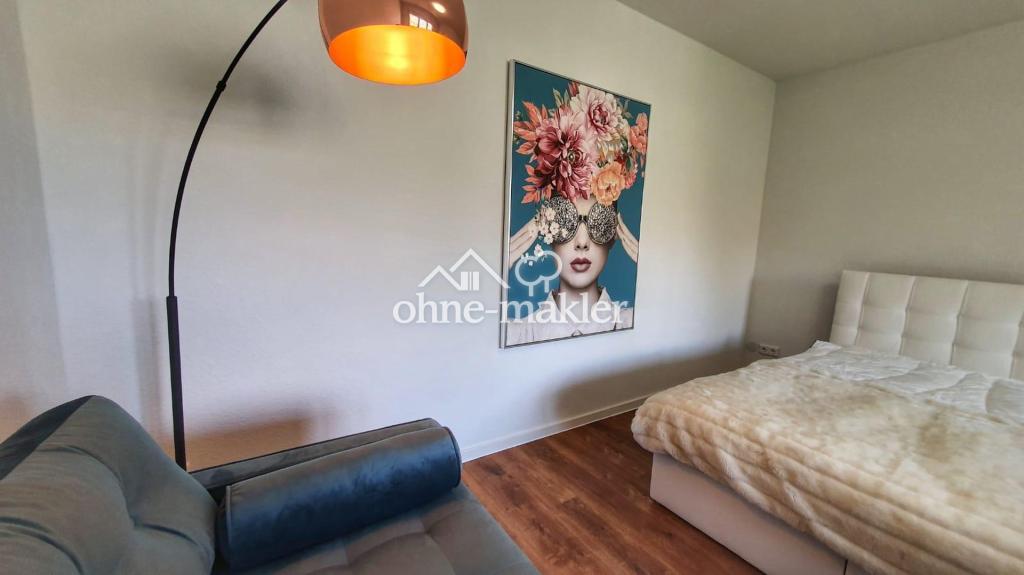 Modernisierte, teilmöblierte 1-Zimmer-Wohnung mit Balkon ins Grüne – nahe Leonberger Altstadt - Foto 3