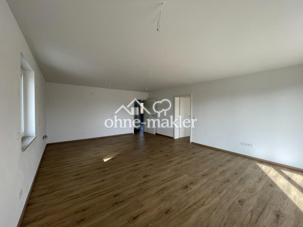 Helle 3 Zimmer Wohnung mit großer Terrasse und eigenem Garten - Photo 2