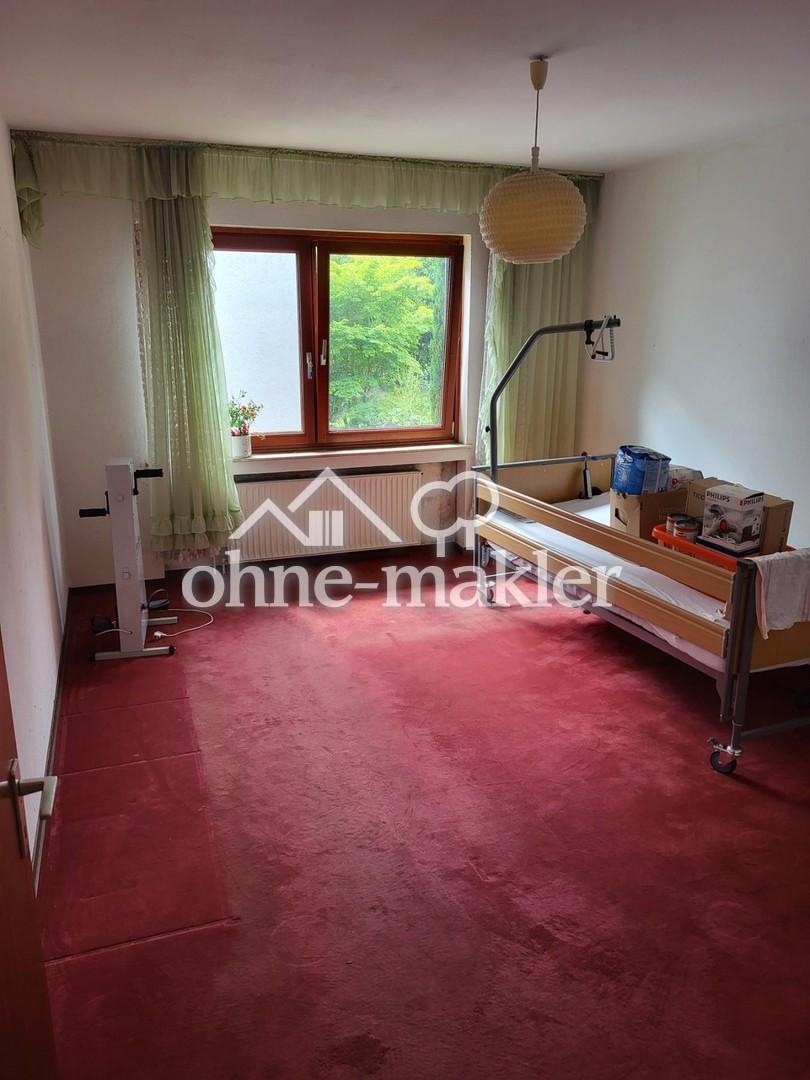 UG Zimmer (mitte)