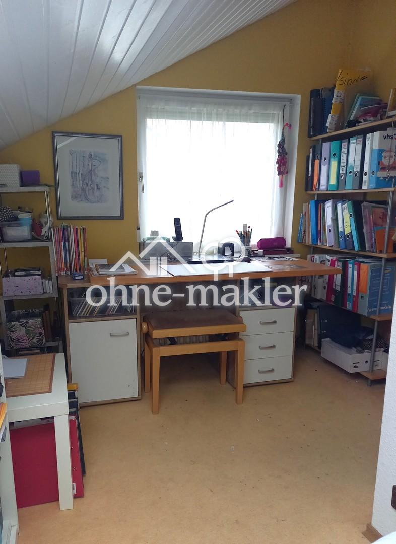 Kinderzimmer im OG
