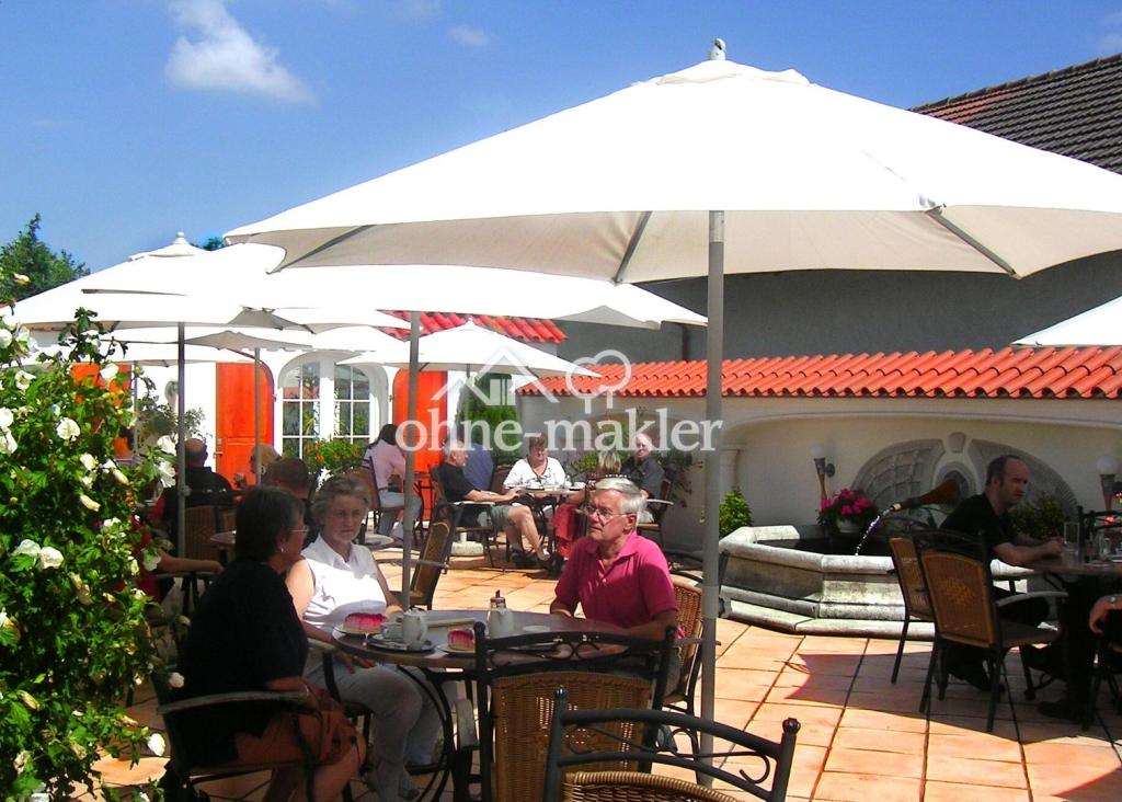 Terrasse mit Blick auf Brunnen