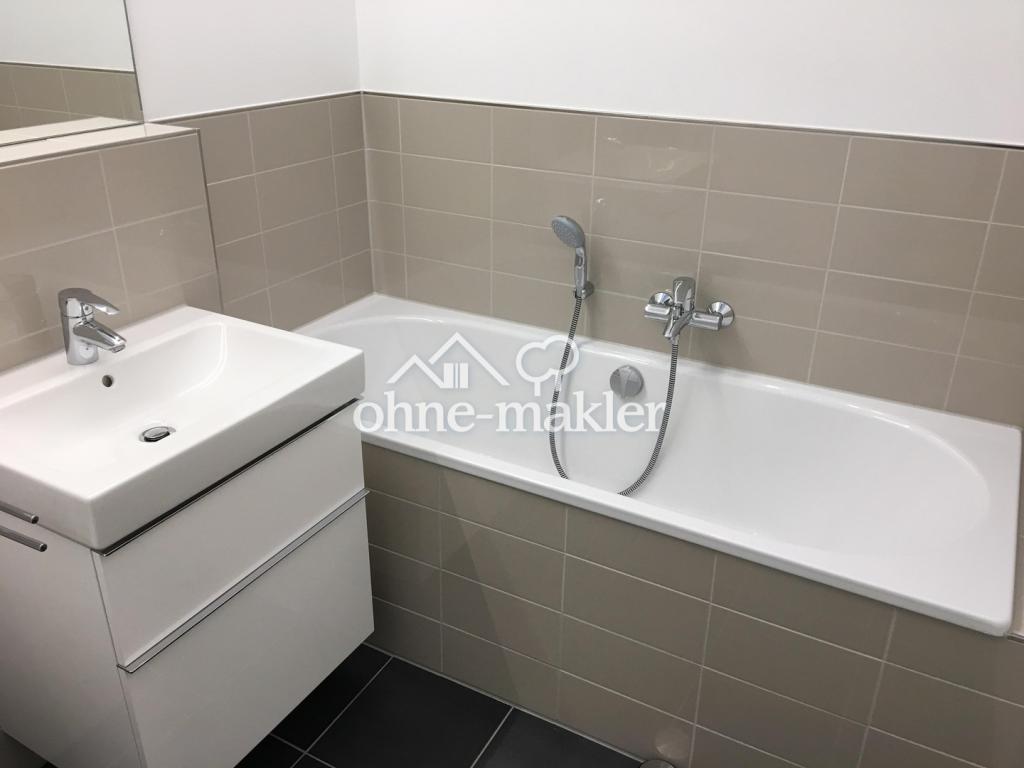 BEFRISTETE VERMIETUNG (12 Monate) Großzügige 5-Zimmer-Maisonette-Dachwohnung mit 160 m² - Photo 5