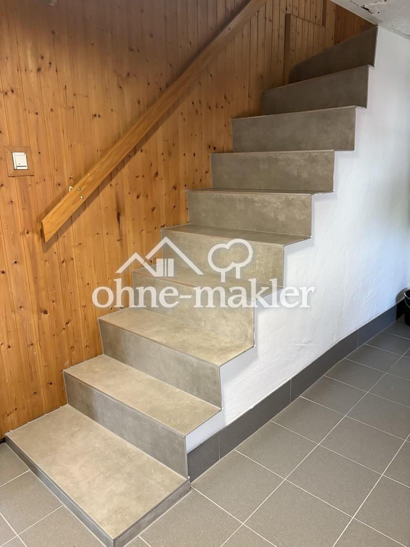 EG Treppe zu 1.OG