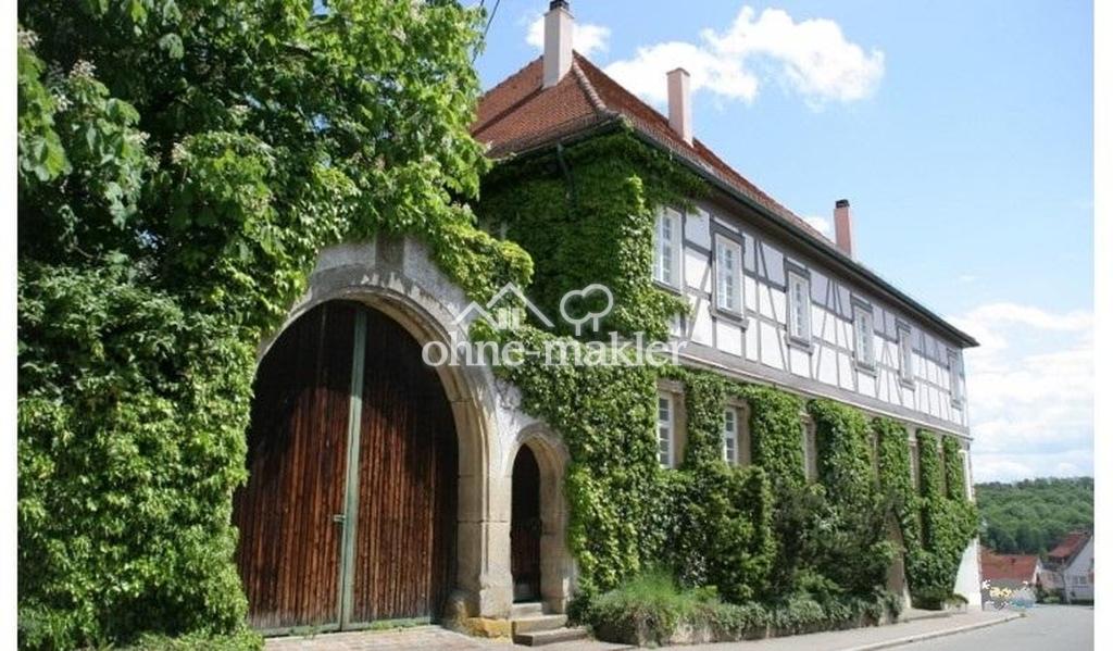 Tor zum Garten und Herrenhaus