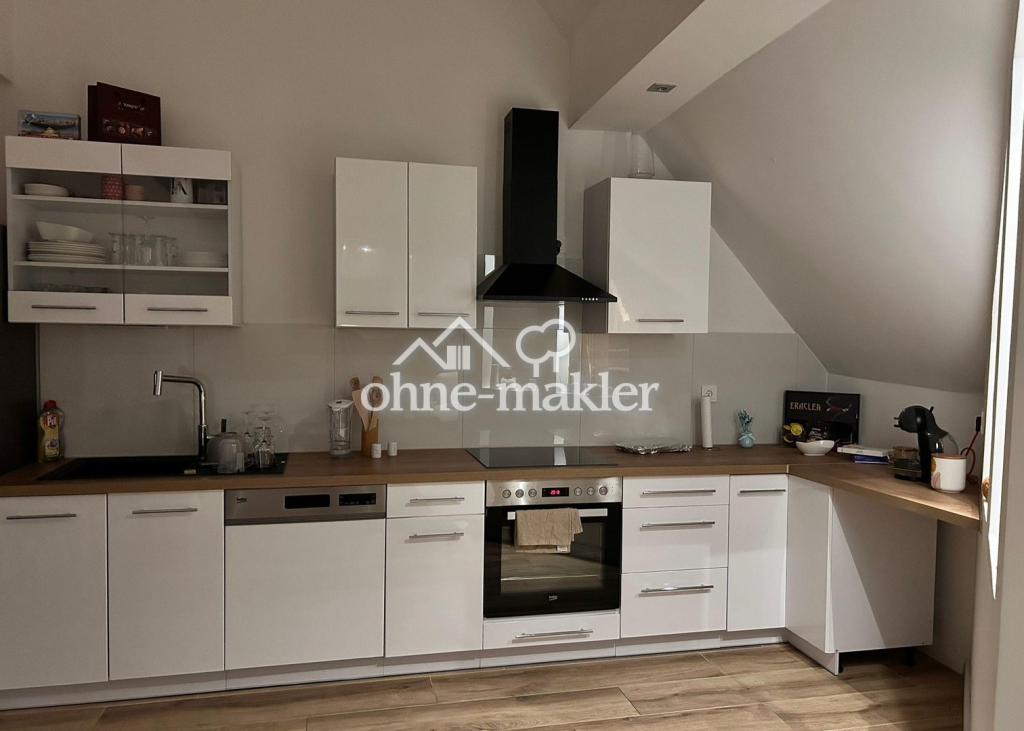 SCHLOSSBLICK | Illertissen | 2,5-Zimmer Wohnung | Küche + Parkplatz + Terasse - Foto 1