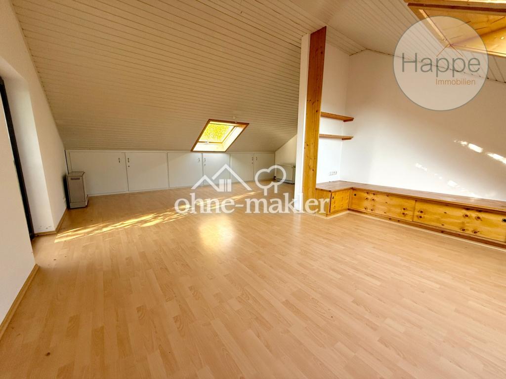 Wohn- Esszimmer DG