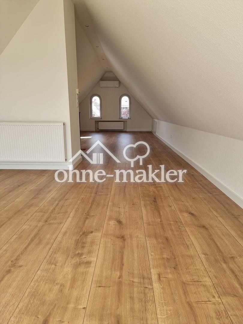 Schlafzimmer/Arbeitszimmer
