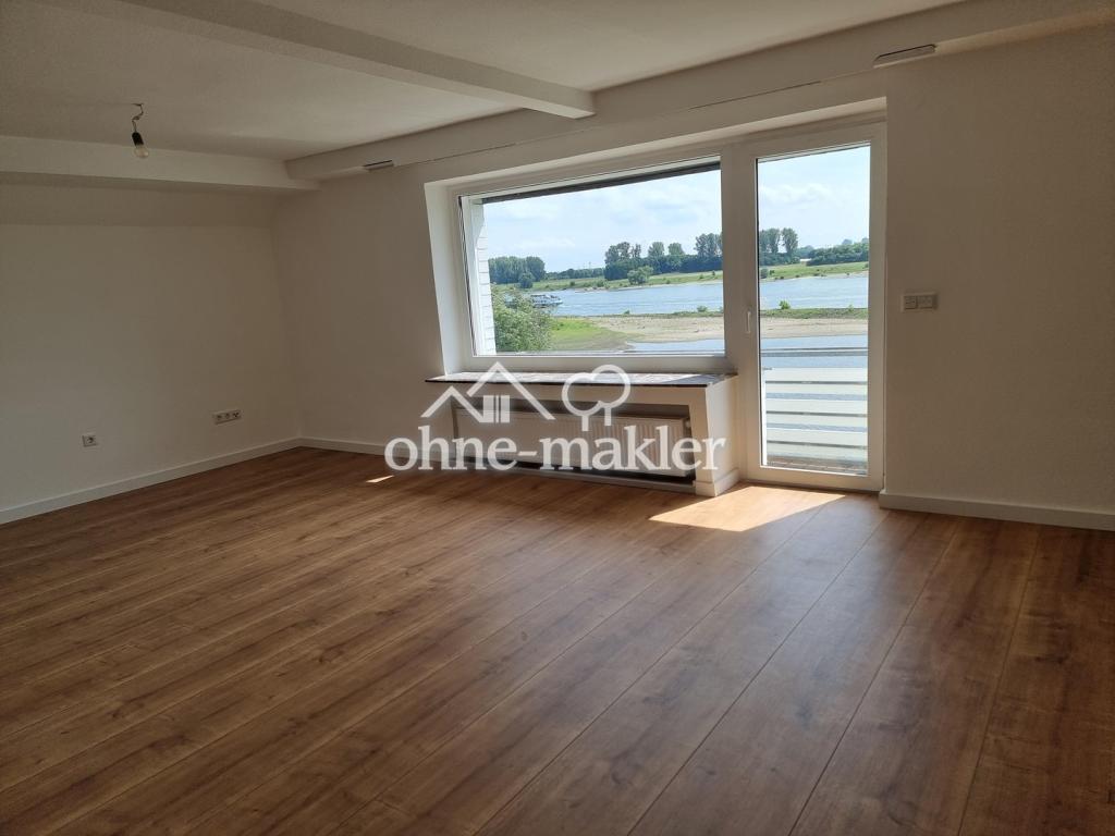 Wohnzimmer mit Rheinblick