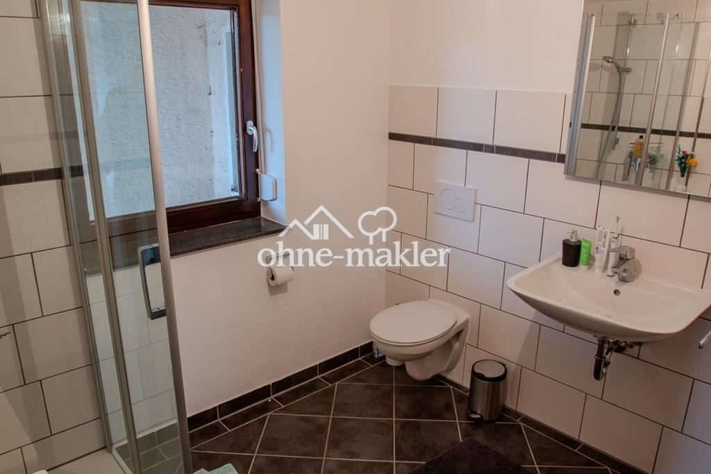 Badezimmer OG Wohnung 1