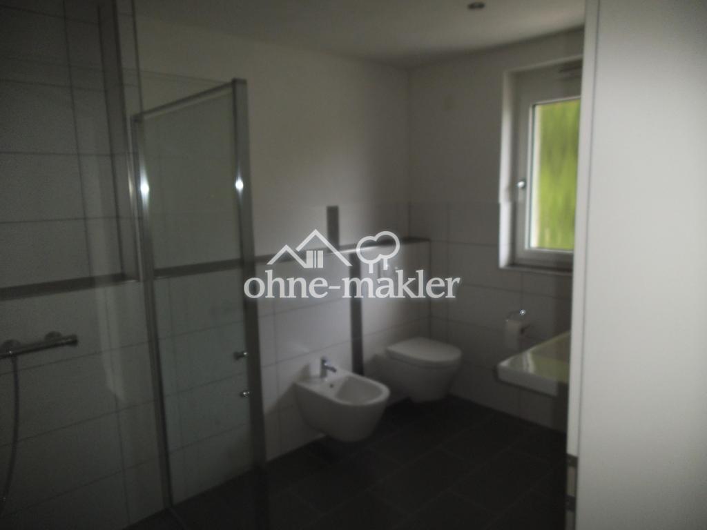 Bad mit Dusche OG