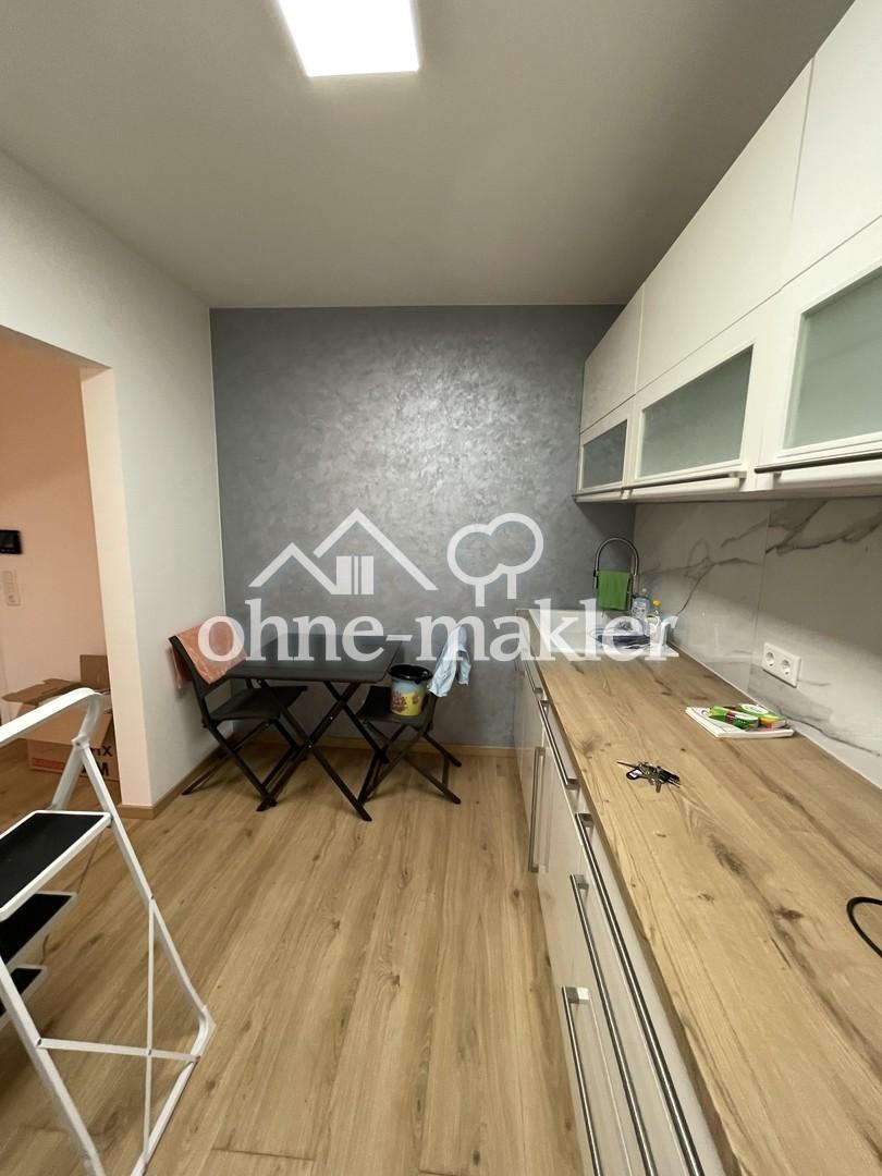 Exklusive Wohnung zur Miete mit Garten, Garage & Terrasse - Photo 2
