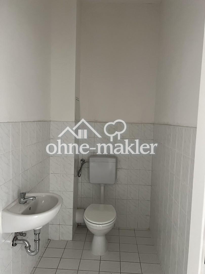 Großzügige 2-Zi Familienwohnung, 2 Bäder, zentrumsnah, sehr hell und freundlich - Photo 2