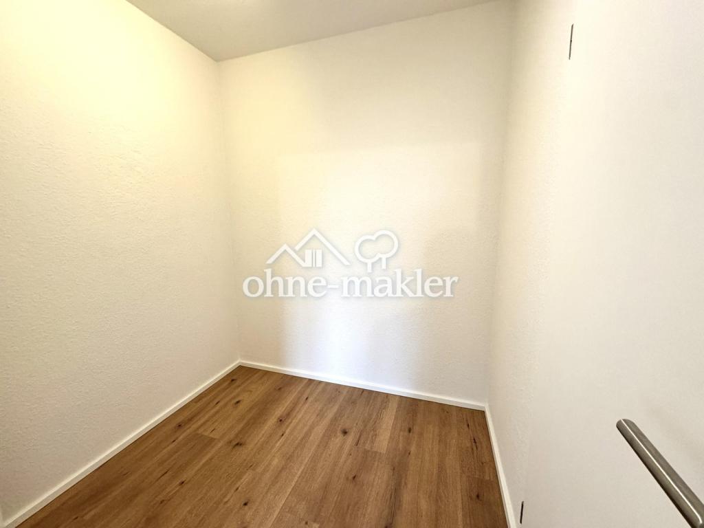 Helle 1,5-Zimmer-Wohnung mit Einbauküche in zentraler Lage - Photo 2