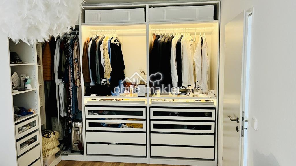 Schlafzimmer Schrank