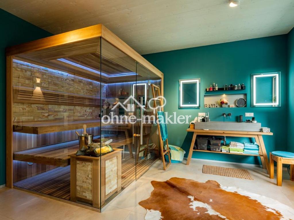 Bad mit Sauna/Rainshower