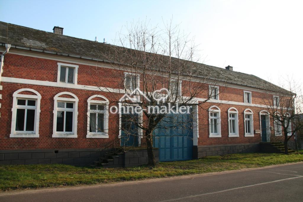 Frontansicht des Hauses